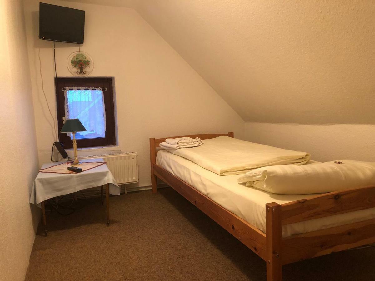 Kruegers Hotel Barsinghausen Buitenkant foto